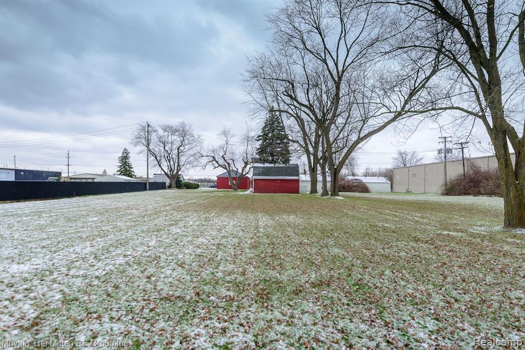 27610 Wick Road Romulus, MI 48174 - Photo 4 of 38