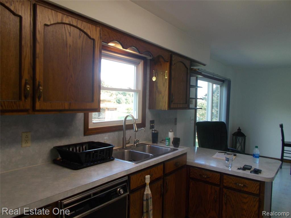 6438 Burtch Road Jeddo, MI 48032 - Photo 21 of 35 Gallery Image 21