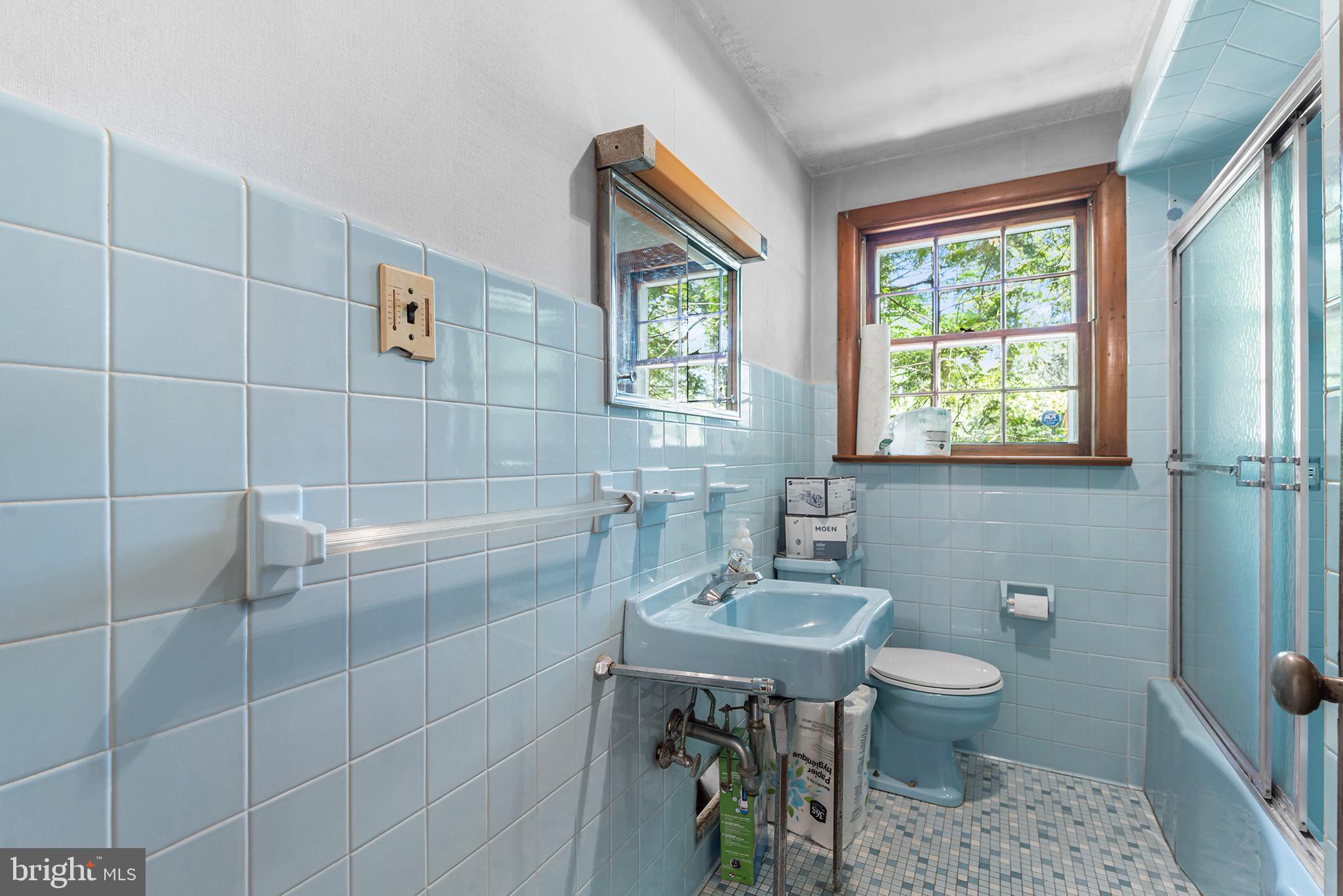 98 Spruce Lane Pine Hill, NJ 08021 - Photo 19 of 28 a bathroom with a sink toilet and shower