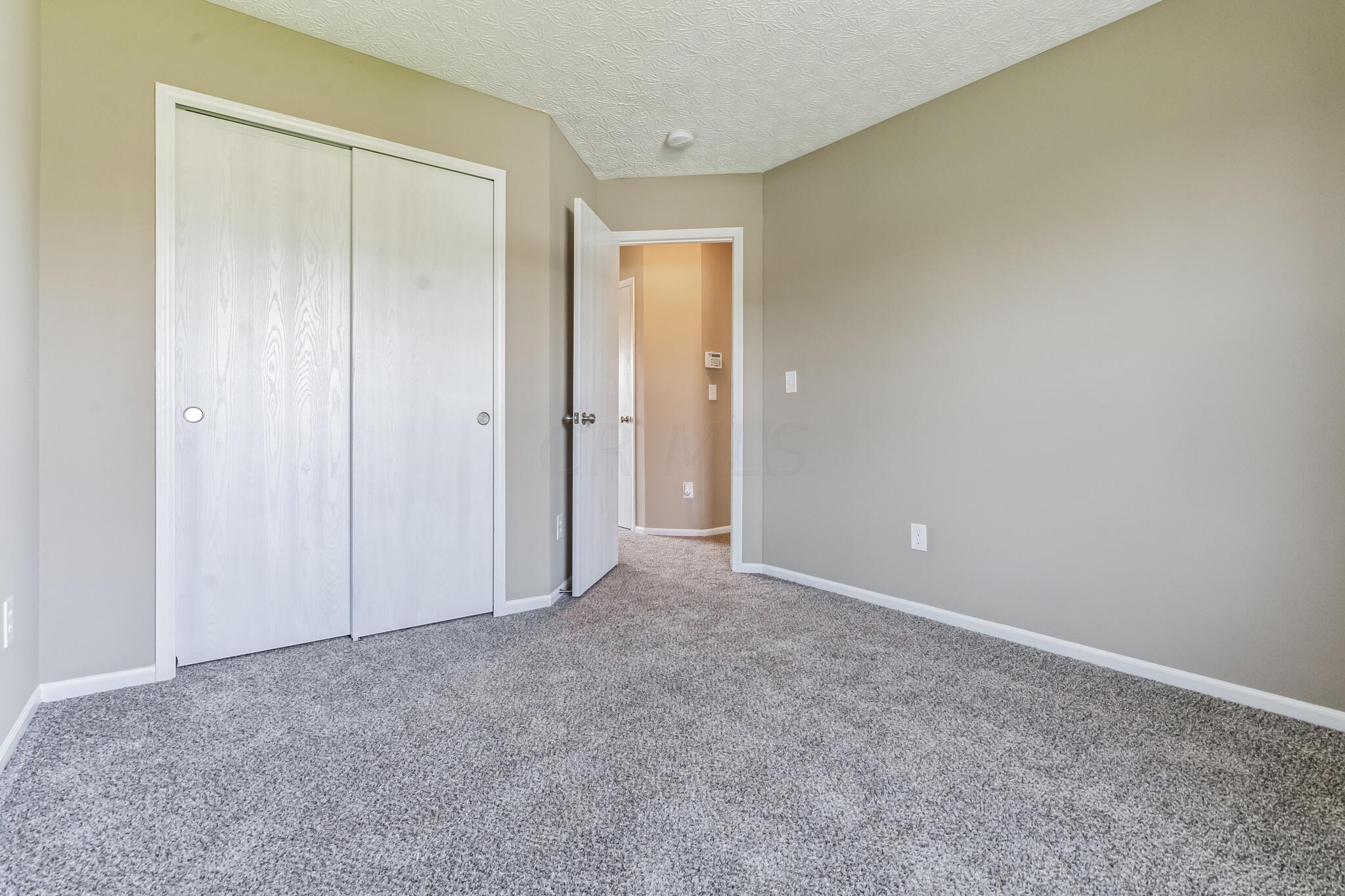 2340 Edmonton Road Columbus, OH 43229 - Photo 7 of 14 R1 (7)