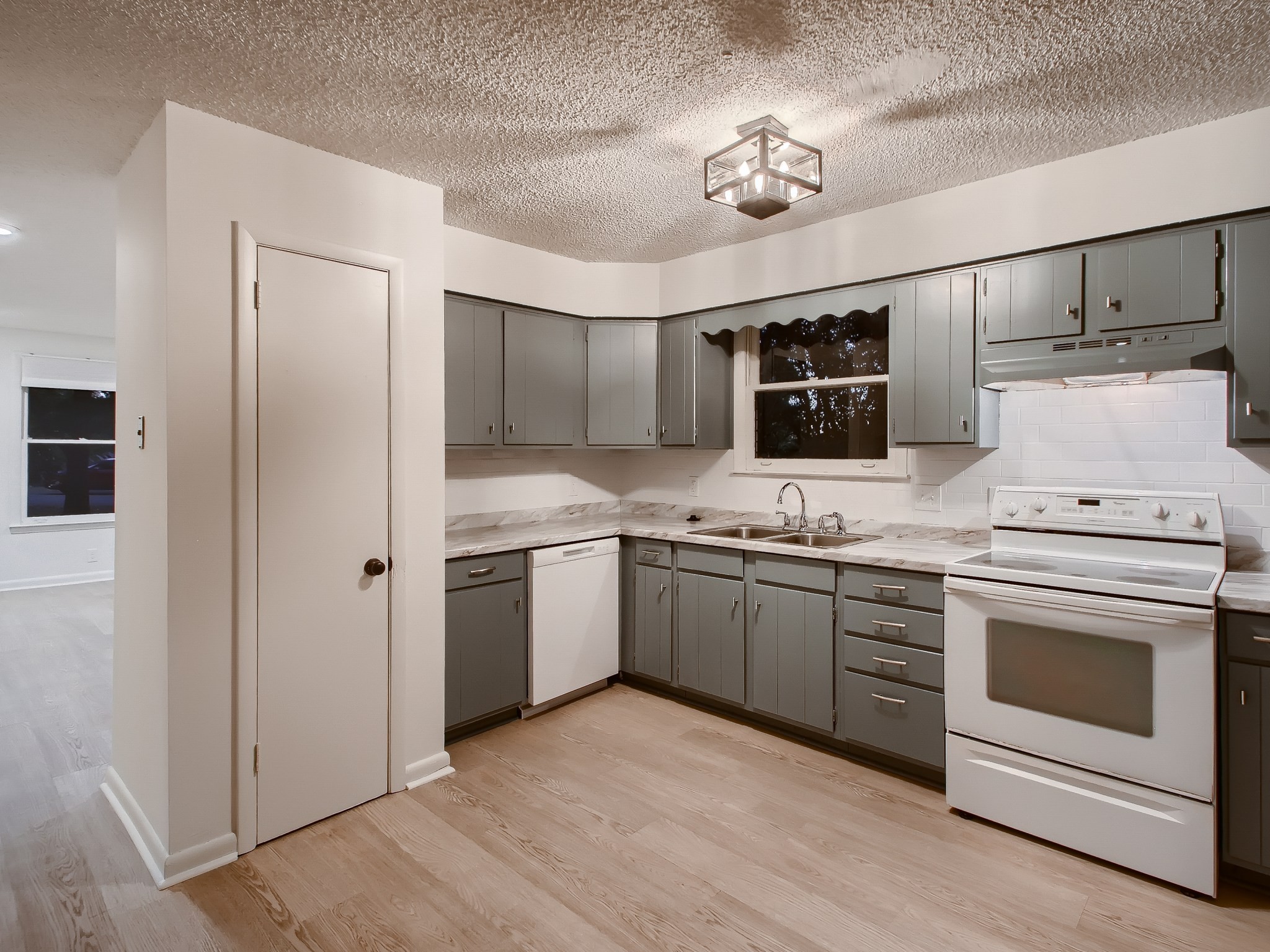 2512 Johnson Ridge Road Antioch, TN 37013 - Photo 36 of 43