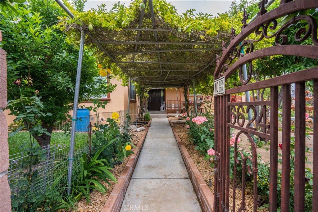 6624 Rhea Avenue Reseda, CA 91335 - Photo 3 of 50