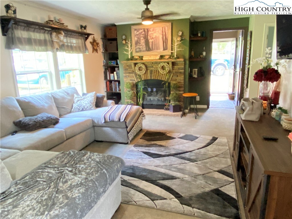 2316 Old Barrett Road Ennice, NC 28623 - Photo 12 of 47