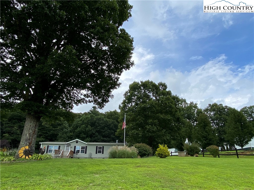2316 Old Barrett Road Ennice, NC 28623 - Photo 2 of 47
