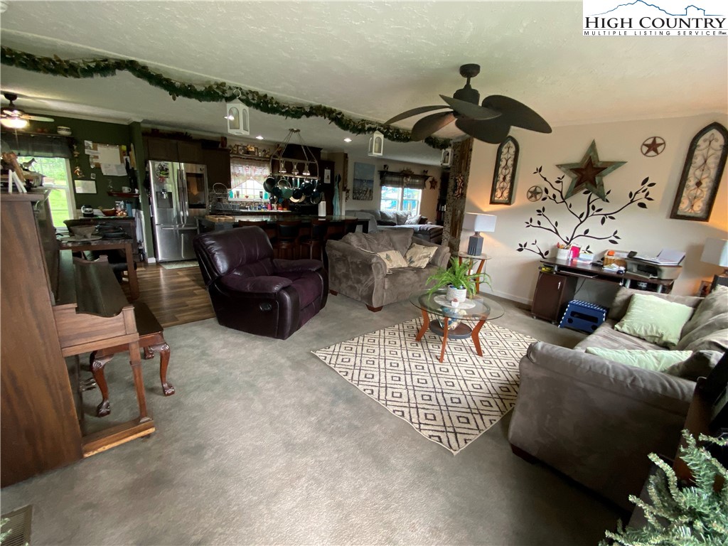 2316 Old Barrett Road Ennice, NC 28623 - Photo 27 of 47