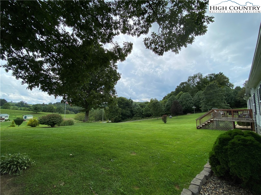 2316 Old Barrett Road Ennice, NC 28623 - Photo 38 of 47