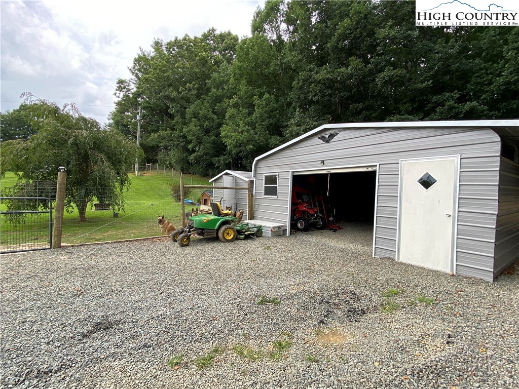 2316 Old Barrett Road Ennice, NC 28623 - Photo 42 of 47