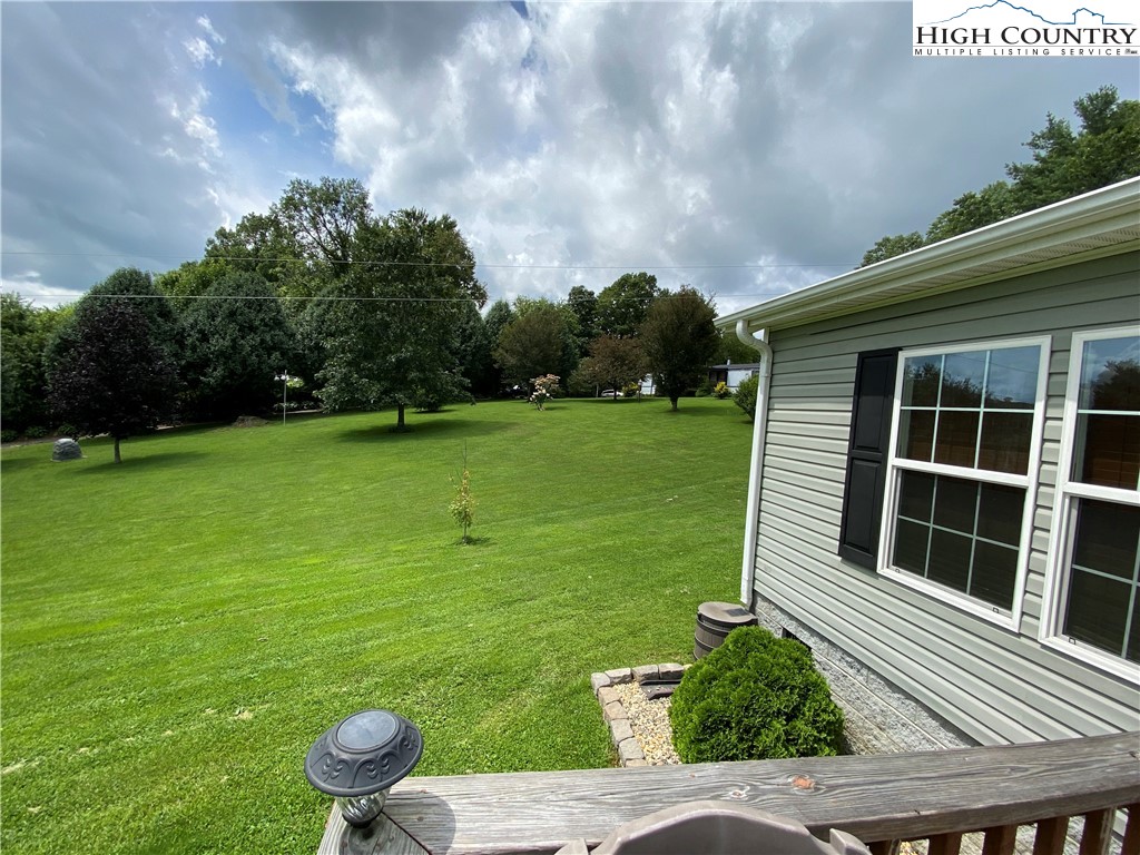2316 Old Barrett Road Ennice, NC 28623 - Photo 5 of 47