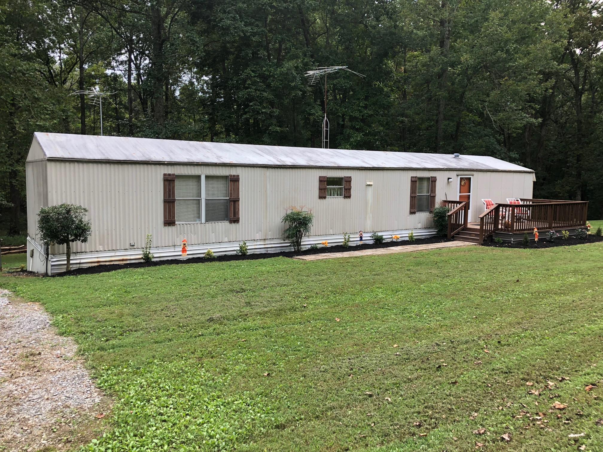 945 Keytown Road Portland, TN 37148 - Photo 1 of 21