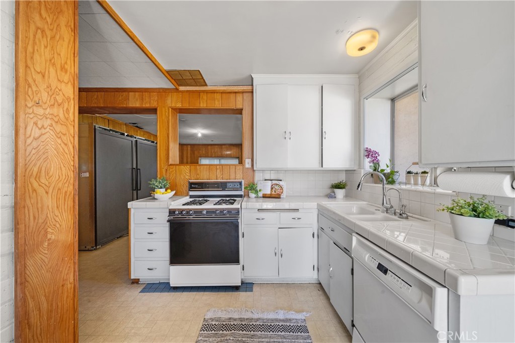 2736 Gilpin Way Arcadia, CA 91007 - Photo 31 of 46