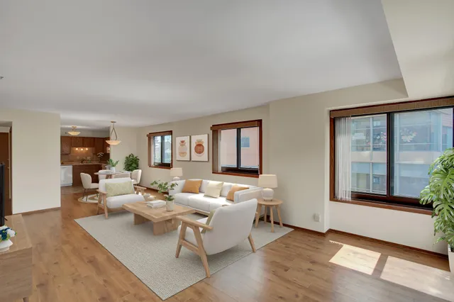 $109,000 | 26 West 10th Street, Unit 502, St. Paul, MN 55102