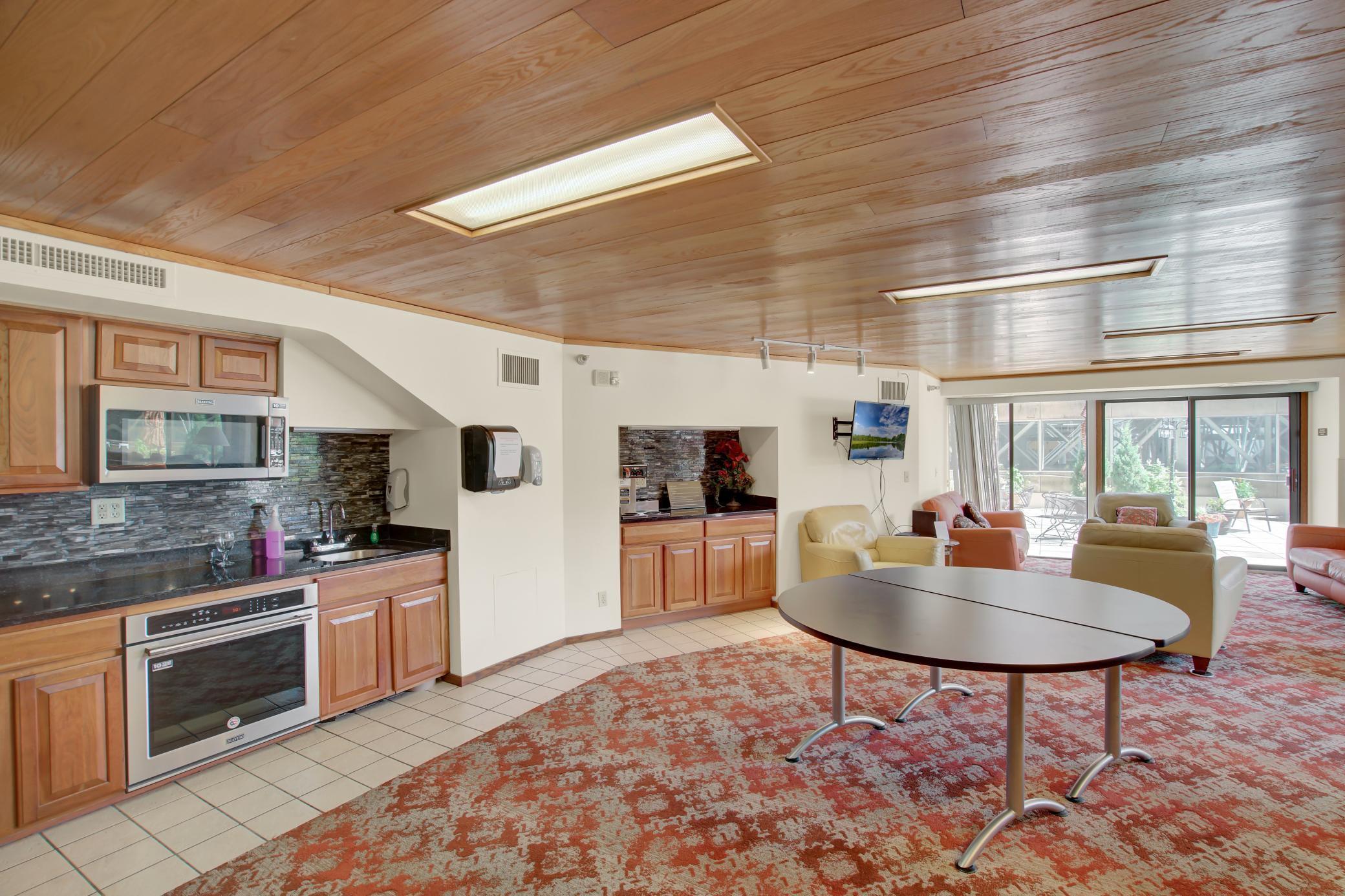 26 West 10th Street, Unit 502 St. Paul, MN 55102 - Photo 14 of 20