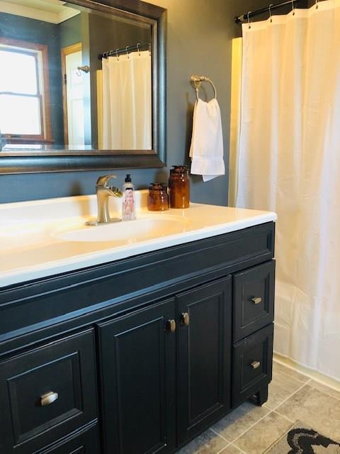 277 Holyoke Road Butler, PA 16001 - Photo 14 of 24 Oversize master bath