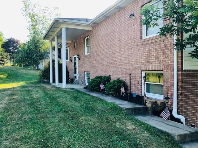 277 Holyoke Road Butler, PA 16001 - Photo 3 of 24 This 3 bedroom/ 2.5 bath home has been beautifully updated
