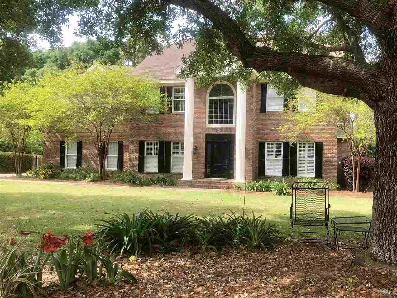2451 Semur Road Pensacola, FL 32503 - Photo 4 of 49