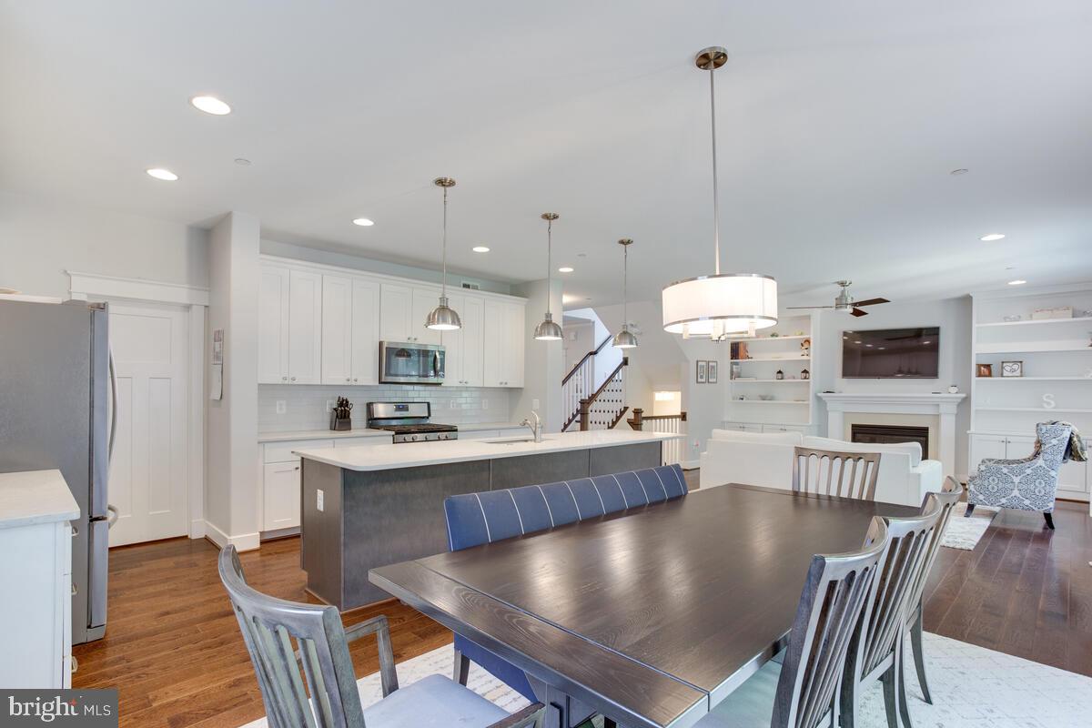 123 Sumner Road Annapolis, MD 21401 - Photo 10 of 44 Open floor plan!