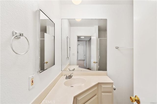 $2,840 | 4647 Willis Avenue, Unit 224, Sherman Oaks, CA 91403