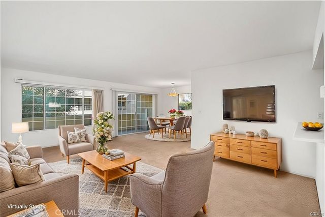 $2,840 | 4647 Willis Avenue, Unit 224, Sherman Oaks, CA 91403