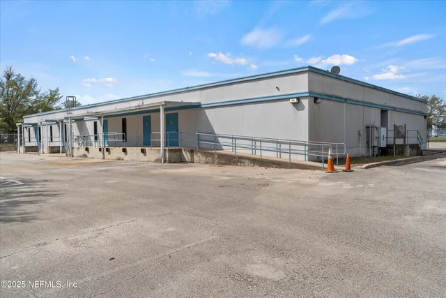 a view of a house with a park