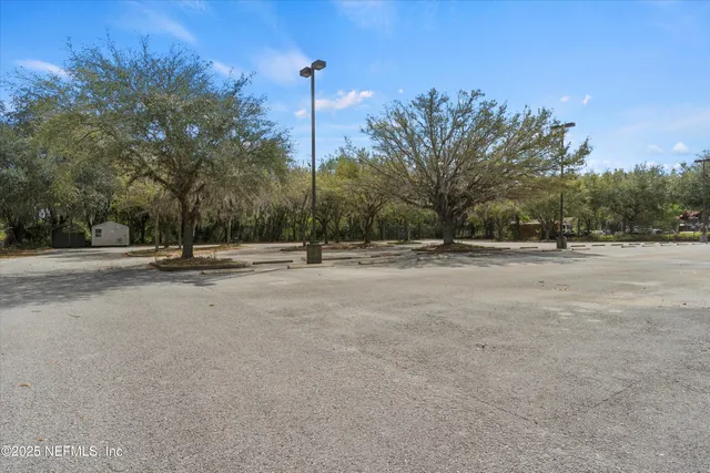 a view of a basketball court