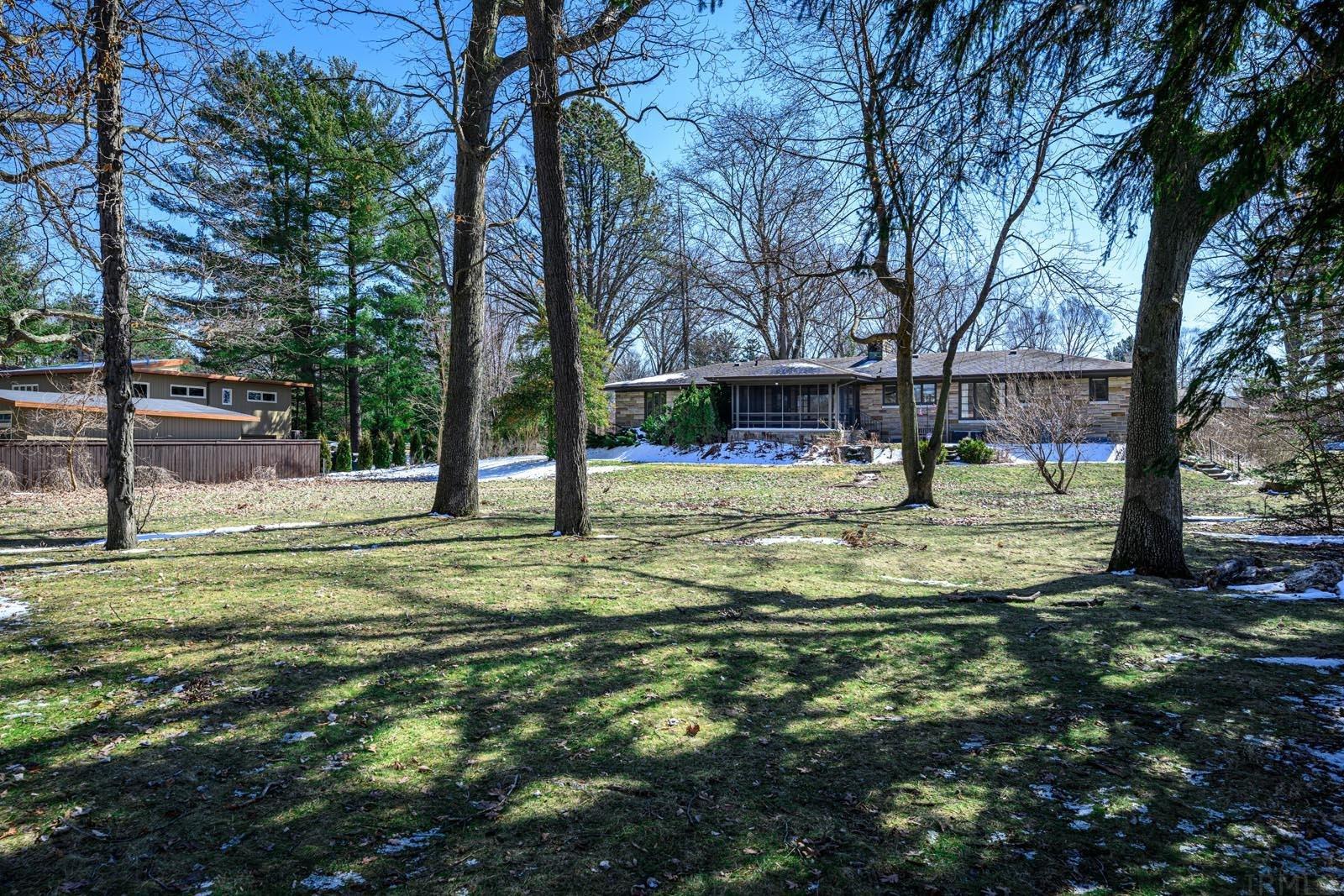 3528 Gordon Road Elkhart, IN 46516 - Photo 5 of 36 Gallery Image 5