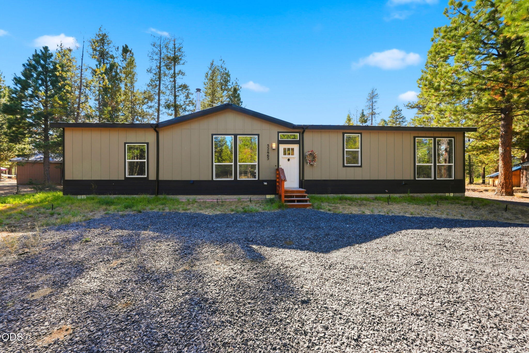52465 Ammon Road La Pine, OR 97739 - Photo 4 of 57 Gallery Image 4