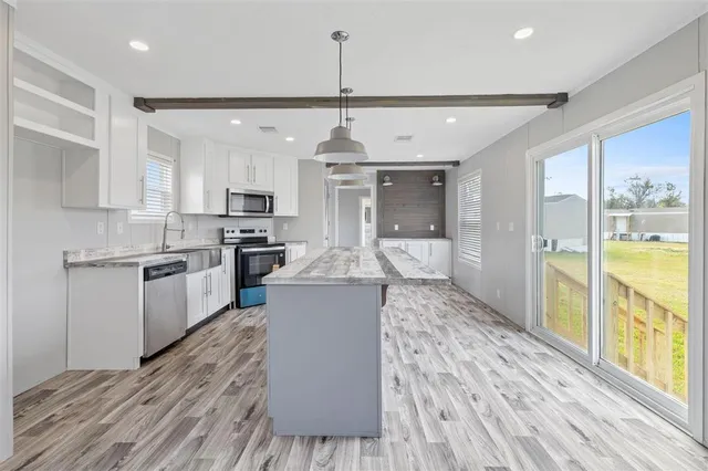 $1,350 | 583 I 10 Mobile Village Road, Unit 55, Lake Charles, LA 70615