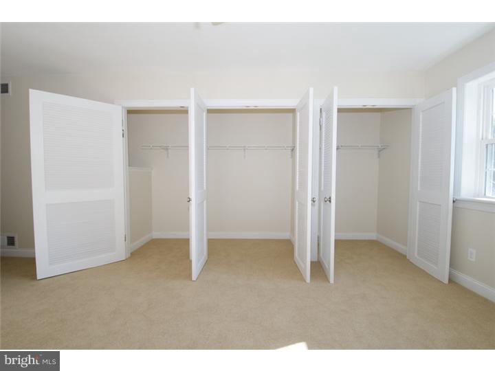 1422 Ashton Road Havertown, PA 19083 - Photo 8 of 16 Gallery Image 8