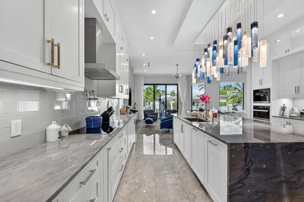 $100,000 | 785 Northeast 70th Street, Boca Raton, FL 33487