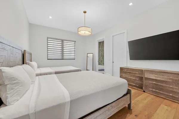 $100,000 | 785 Northeast 70th Street, Boca Raton, FL 33487