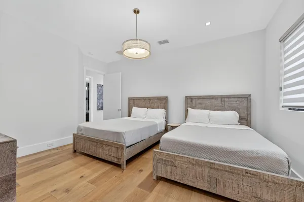 $100,000 | 785 Northeast 70th Street, Boca Raton, FL 33487