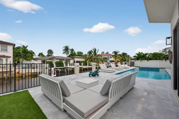 $100,000 | 785 Northeast 70th Street, Boca Raton, FL 33487