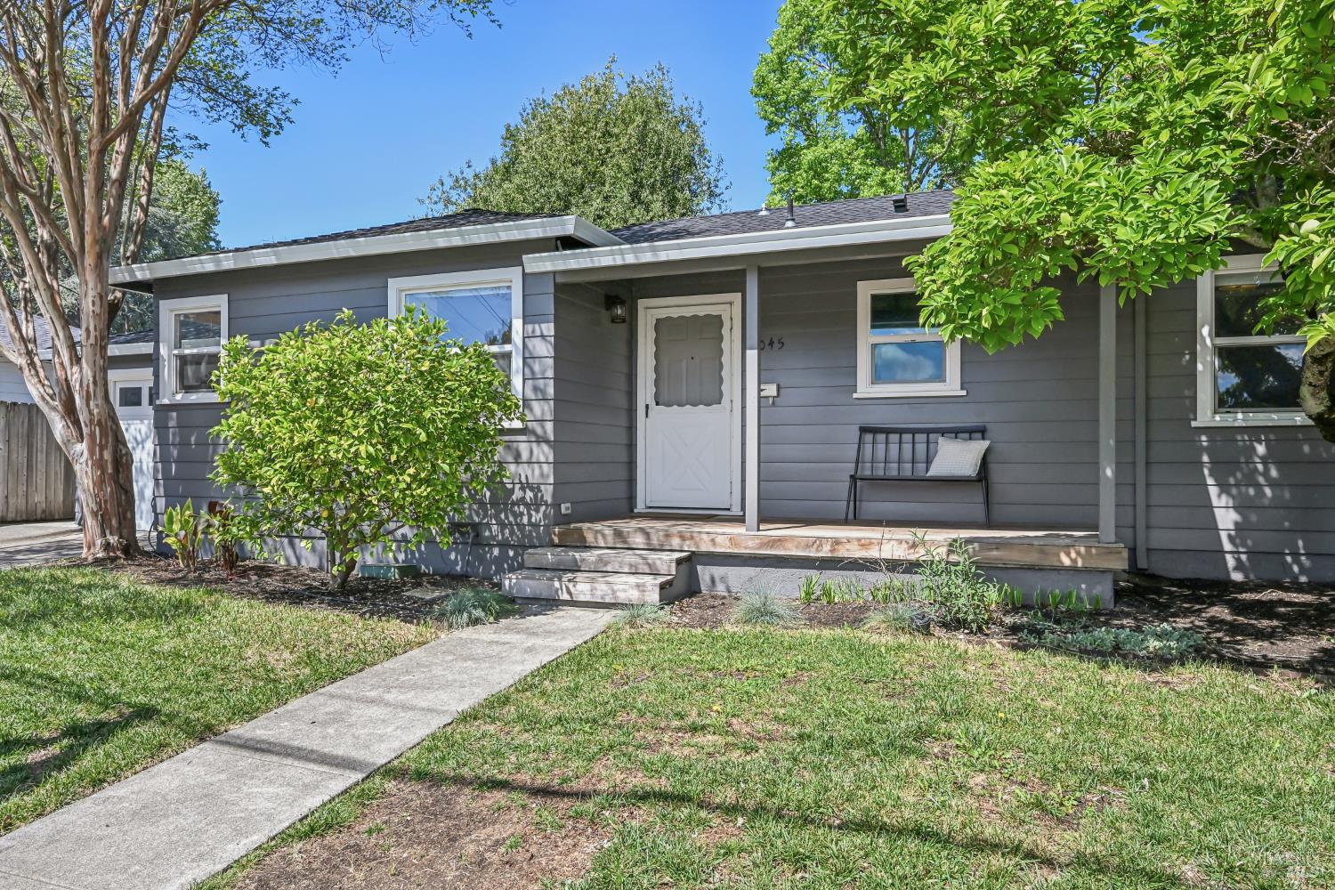 3045 Spring Creek Drive Santa Rosa, CA 95405 - Photo 3 of 41