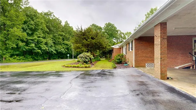 $344,900 | 4211 Village Drive, Trinity, NC 27370