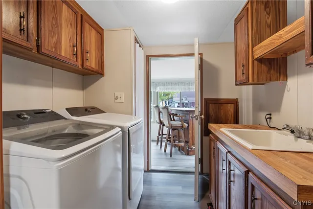 $299,900 | 61 North River Drive, Hastings, NY 13036