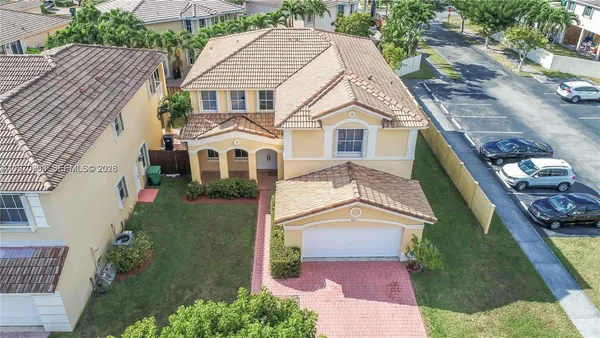 $4,600 | 4612 Northwest 94th Court, Unit 4612, Doral, FL 33178