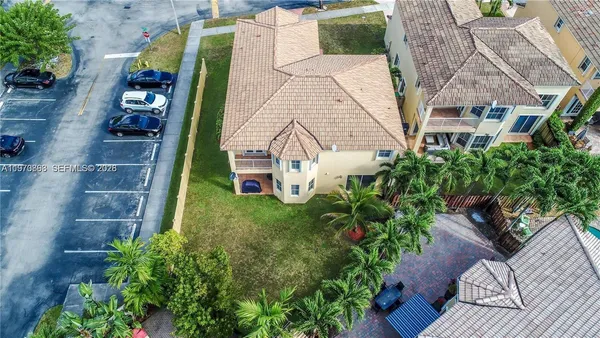 $4,600 | 4612 Northwest 94th Court, Unit 4612, Doral, FL 33178