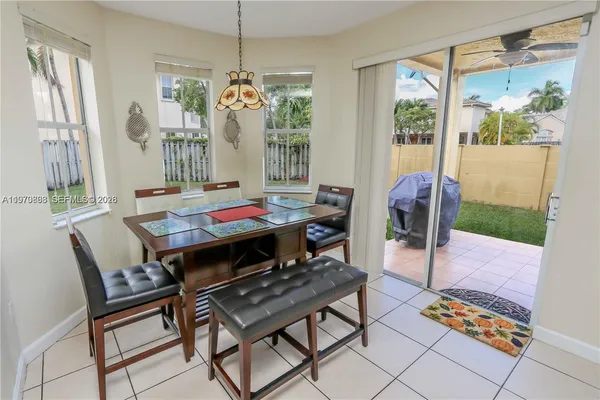$4,600 | 4612 Northwest 94th Court, Unit 4612, Doral, FL 33178