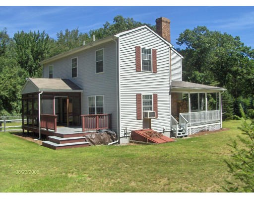 18 Churchill Road Douglas, MA 01516 - Photo 3 of 17 Gallery Image 3