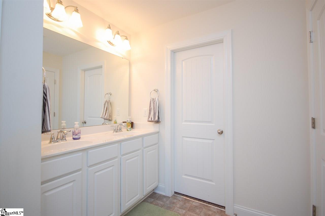 306 Meritage Street Greer, SC 29651 - Photo 18 of 28 Gallery Image 18