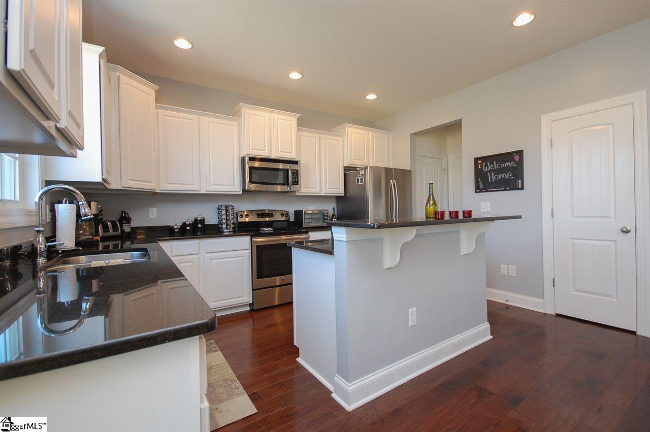 306 Meritage Street Greer, SC 29651 - Photo 7 of 28 Gallery Image 7