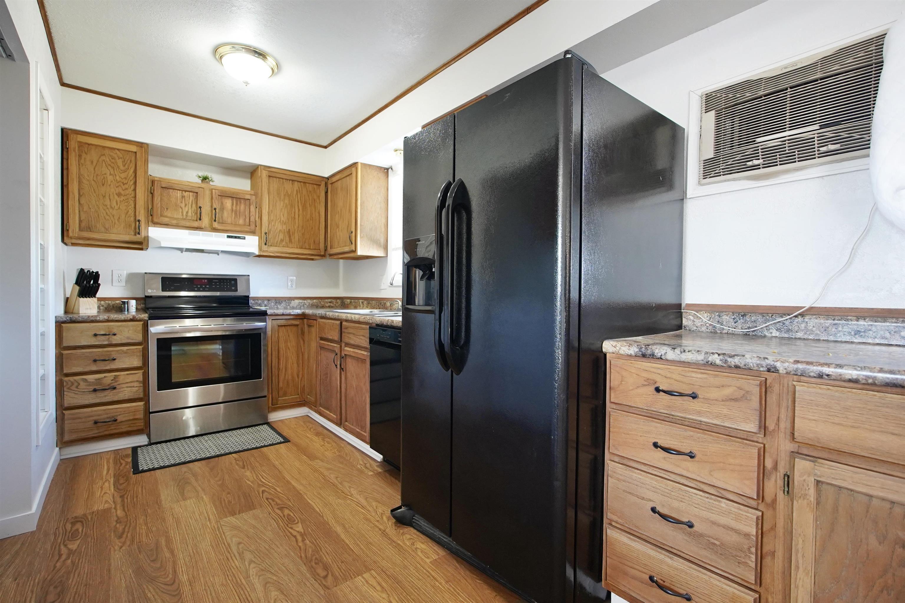 4404 Trails End Bar Nunn, WY 82601 - Photo 3 of 46