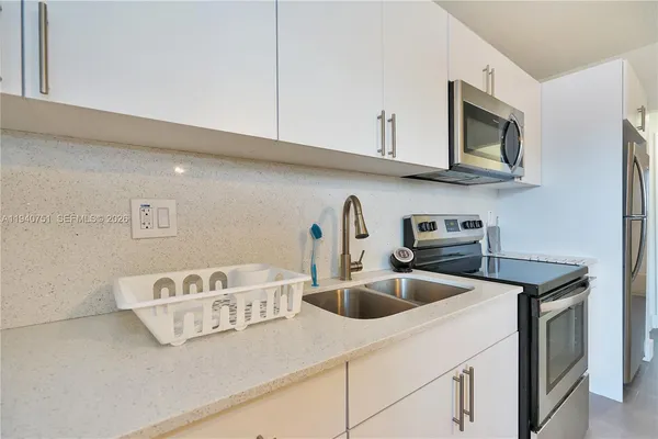 $1,625 | 60 Northwest 76th Street, Unit 13, Miami, FL 33150