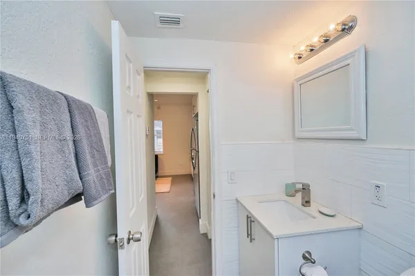 $1,625 | 60 Northwest 76th Street, Unit 13, Miami, FL 33150