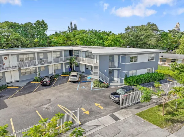 $1,625 | 60 Northwest 76th Street, Unit 13, Miami, FL 33150