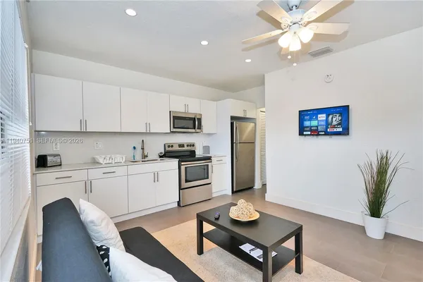 $1,625 | 60 Northwest 76th Street, Unit 13, Miami, FL 33150