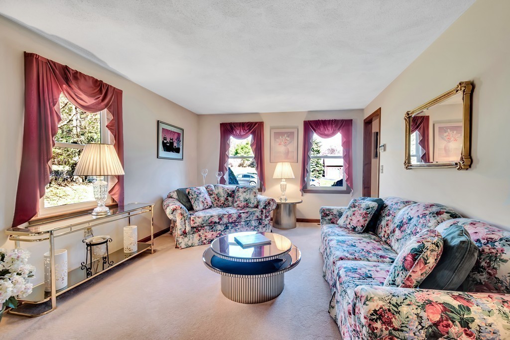2 Newcastle Road Ashland, MA 01721 - Photo 11 of 25 Gallery Image 11