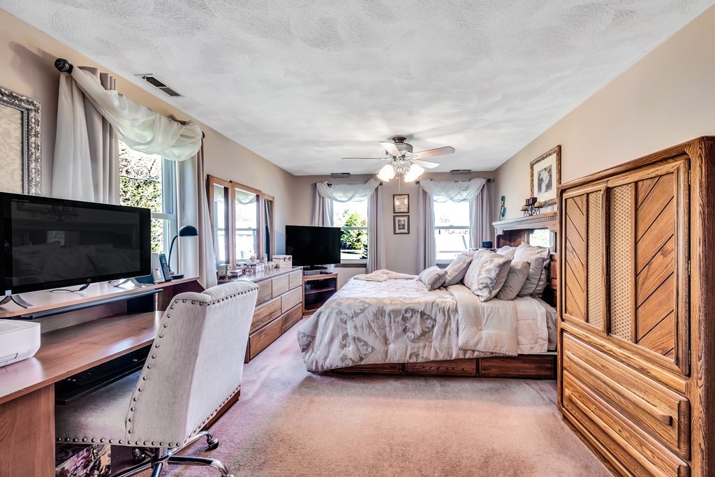 2 Newcastle Road Ashland, MA 01721 - Photo 14 of 25 Gallery Image 14