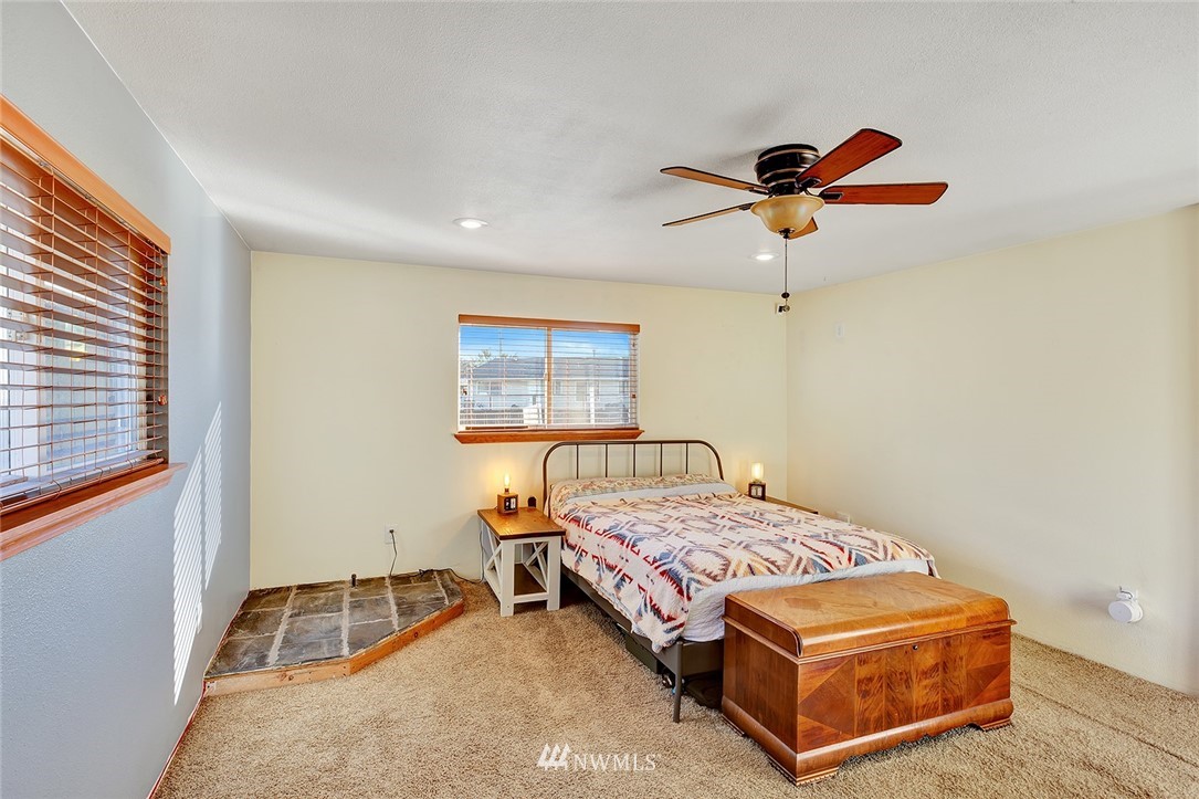 11815 Southeast 168th Street Renton, WA 98058 - Photo 11 of 30 Gallery Image 11