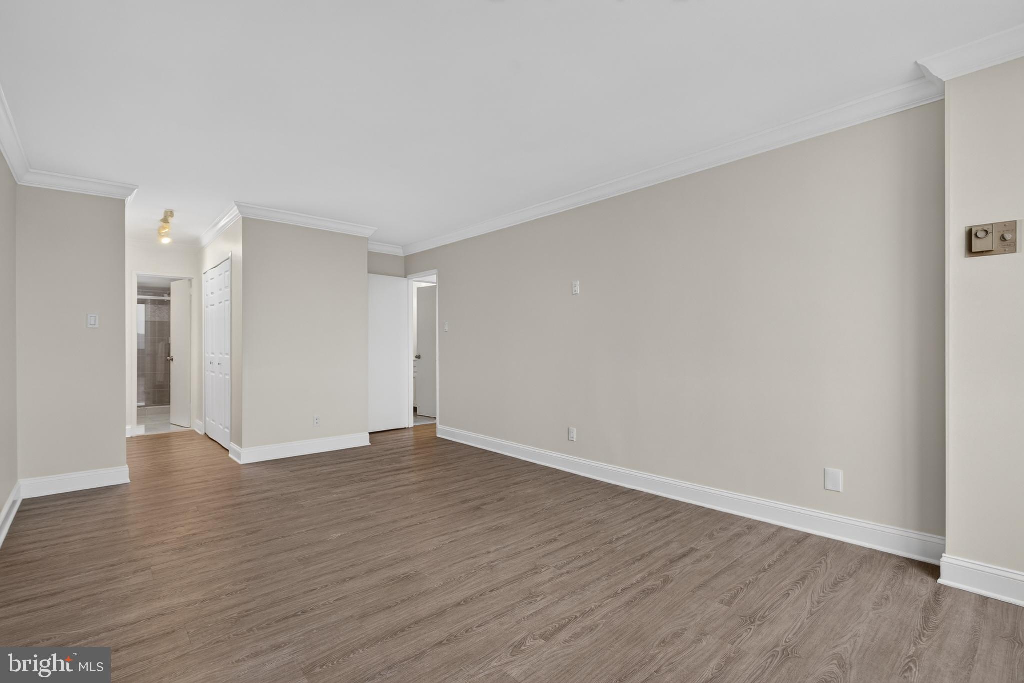 5101 River Road, Unit 1515 Bethesda, MD 20816 - Photo 21 of 33 Primary Bedroom